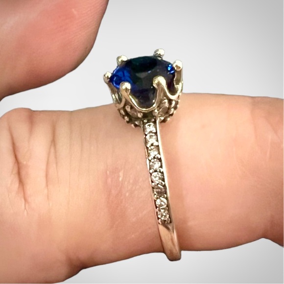 Blue sapphire princess Crown Solitaire Cut Ring 925 sterling silver - Picture 3 of 5